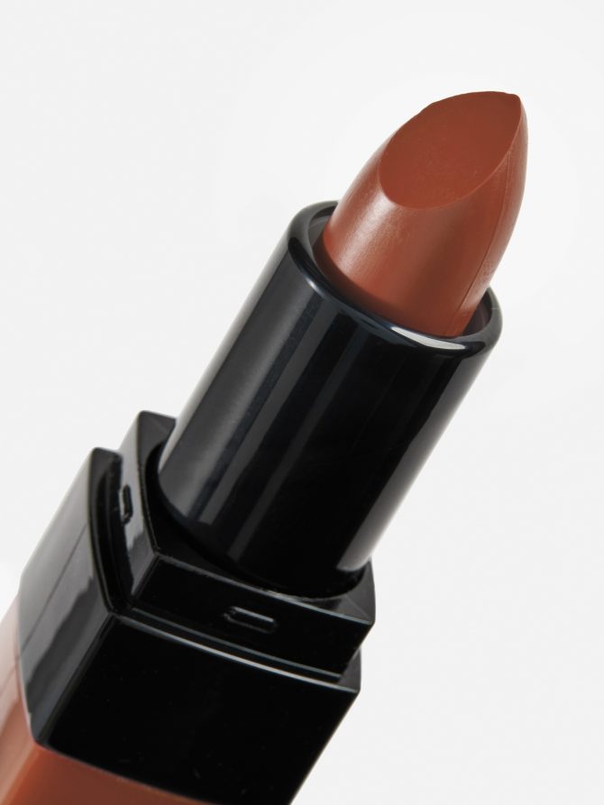 Luster Lipstick - Image 2