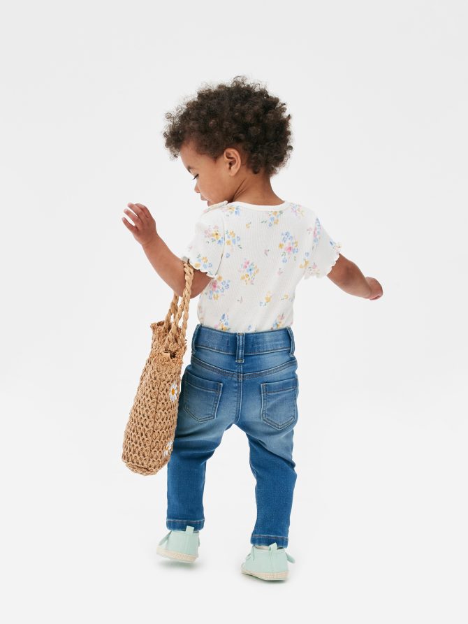 Faded Jeans - Image 2