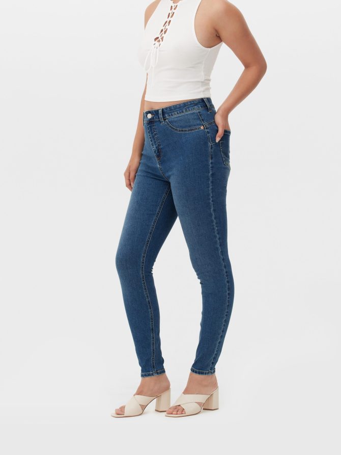 Sculpting Skinny Jeans - Image 3