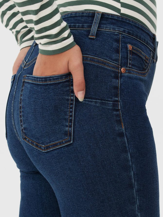 Sculpting Skinny Jeans - Image 3