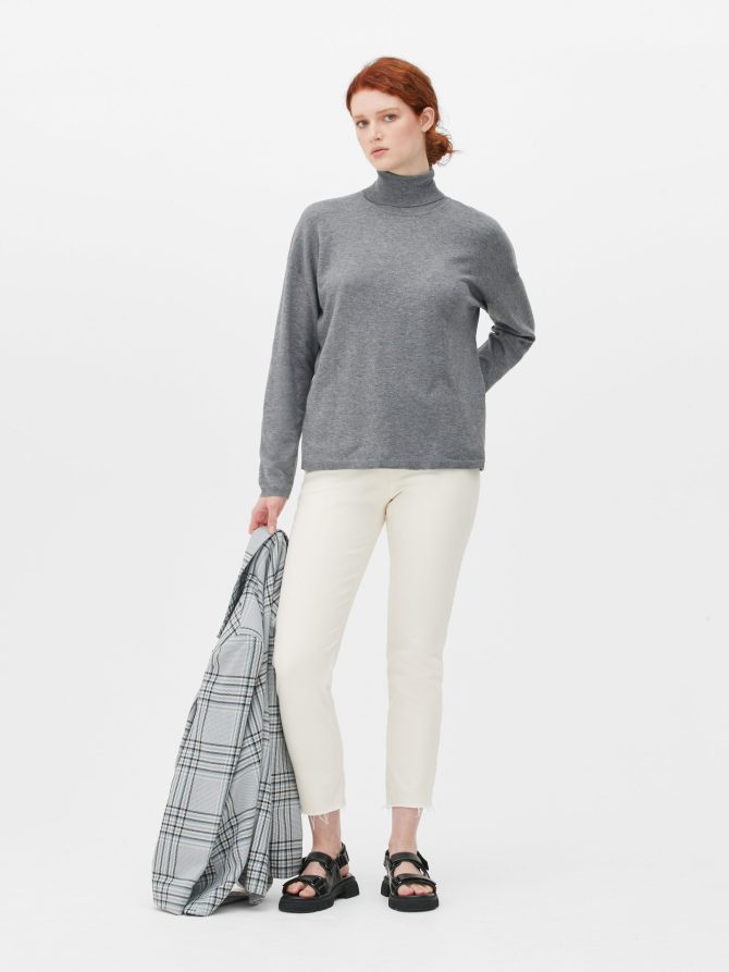 Fine Knit Roll Neck Sweater