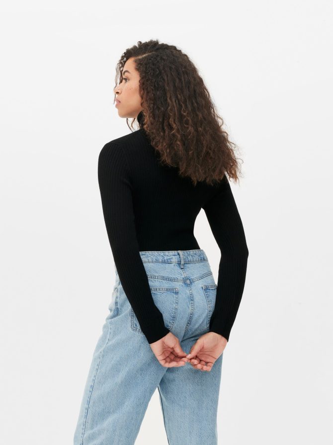 Ribbed Roll Neck Sweater - Image 4