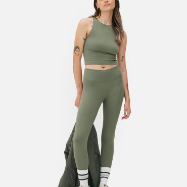 Performance Stretch Leggings