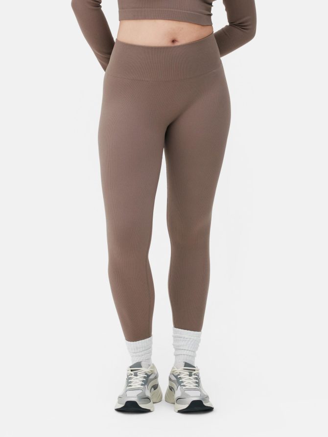 Performance Stretch Leggings - Image 2