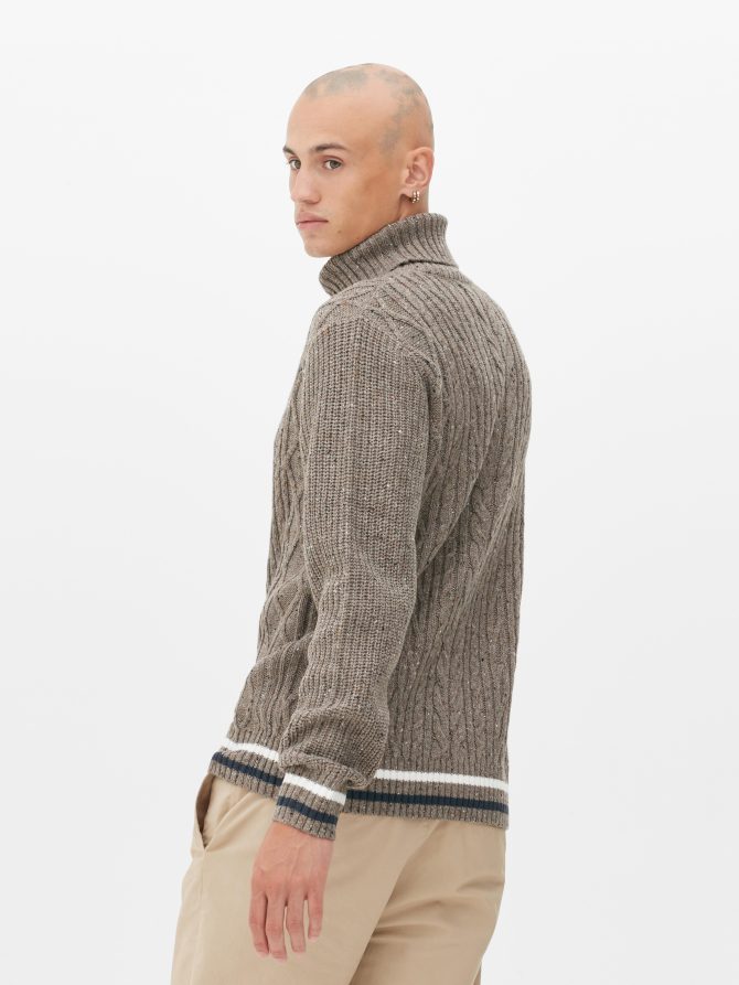 Chunky Cable Knit Sweater - Image 4