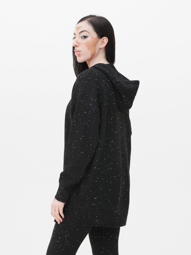 Oversized Cozy Sweater - Image 4