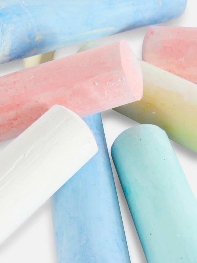 20-Piece Jumbo Chalk Tub - Image 2
