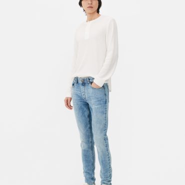 Stretch Fit Skinny Jeans