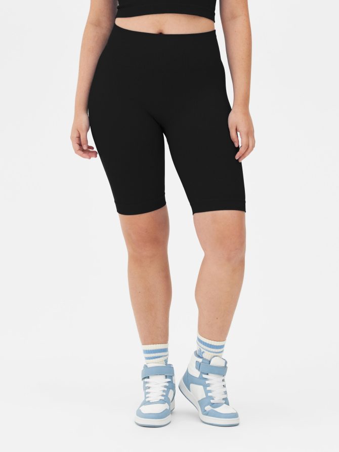 Seamfree Long Cycling Shorts - Image 2