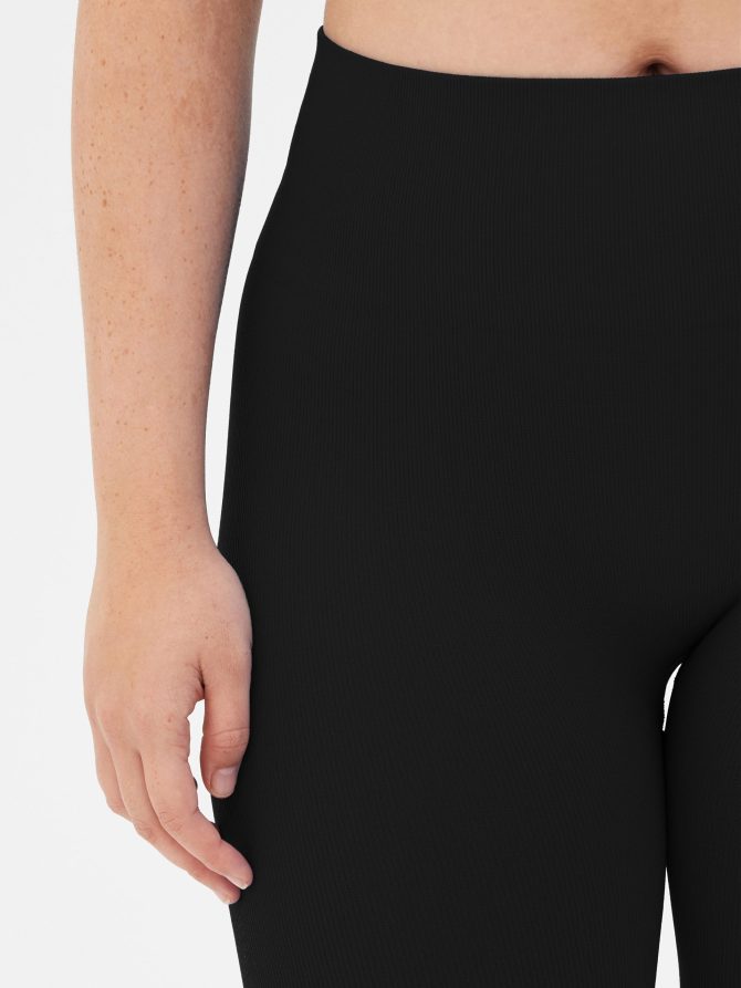 Seamfree Long Cycling Shorts - Image 3