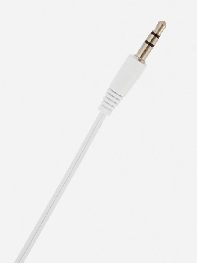 Essential In-Ear Earphones - Image 2