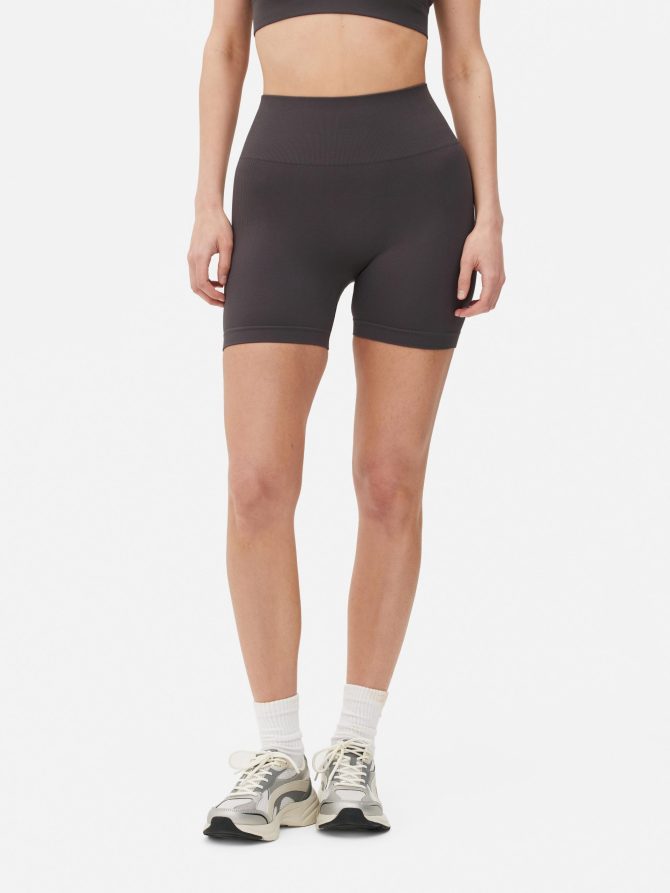 Performance High Waist Shorts - Image 2