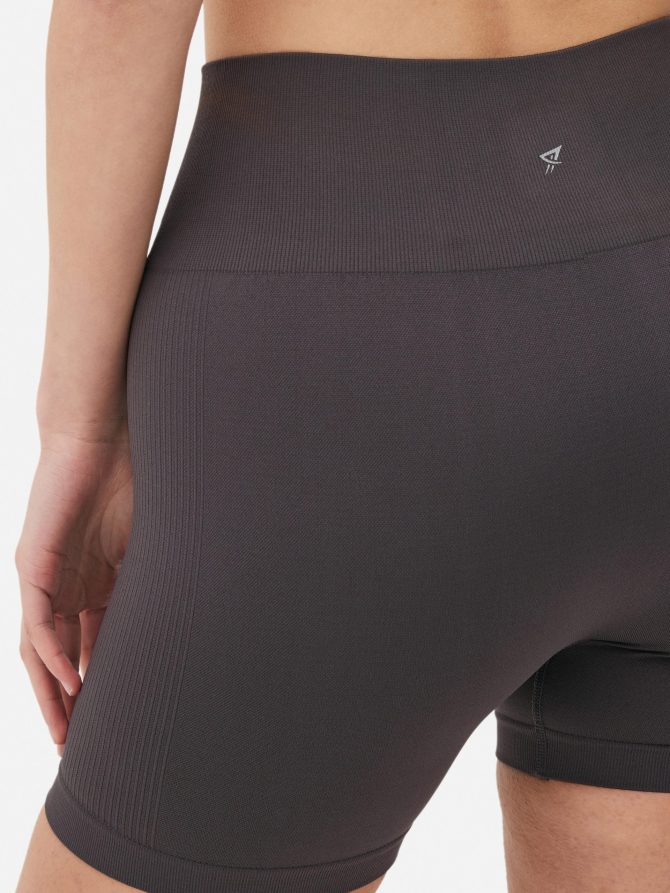 Performance High Waist Shorts - Image 3
