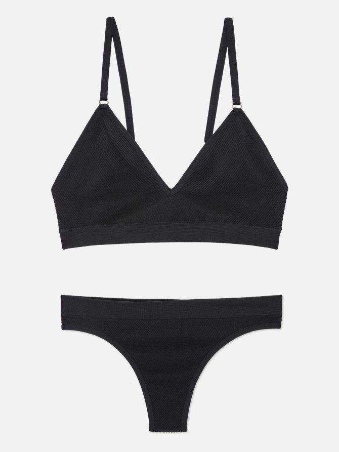 Seamfree Triangle Bralette & Thong Set