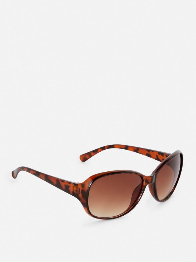 Gradient Lens Oval Sunglasses - Image 2
