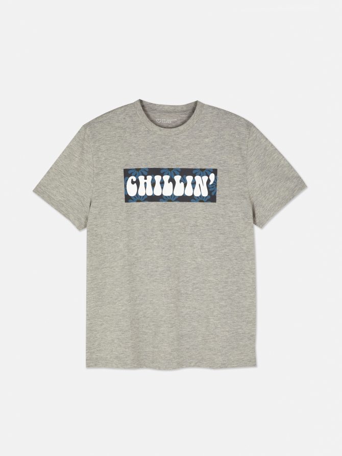 Chillin' T-Shirt - Image 5
