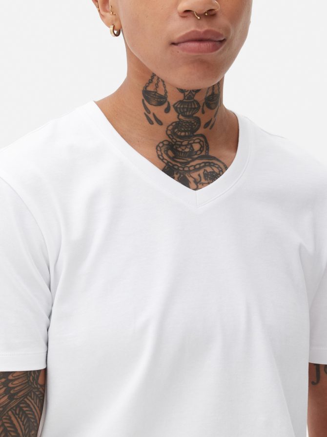 Stretch V-neck T-shirt - Image 3