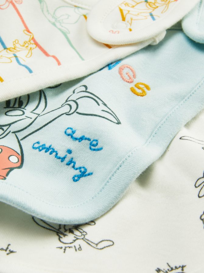 3-Pack Disney’s Mickey Mouse and Friends Bibs - Image 3