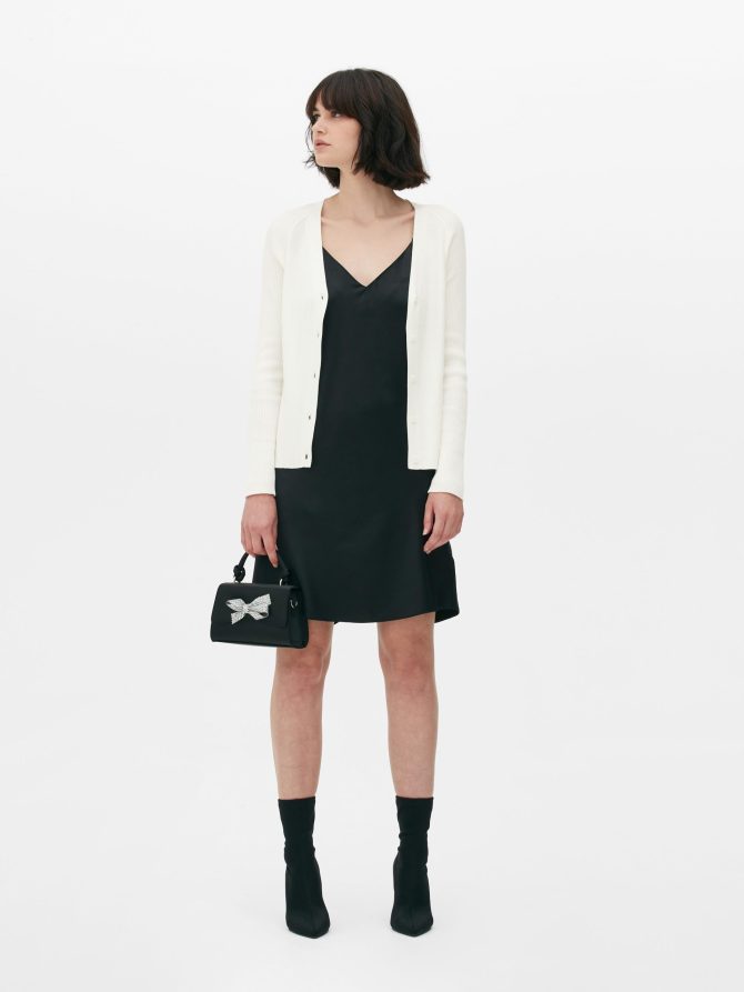Ribbed V-neck Cardigan