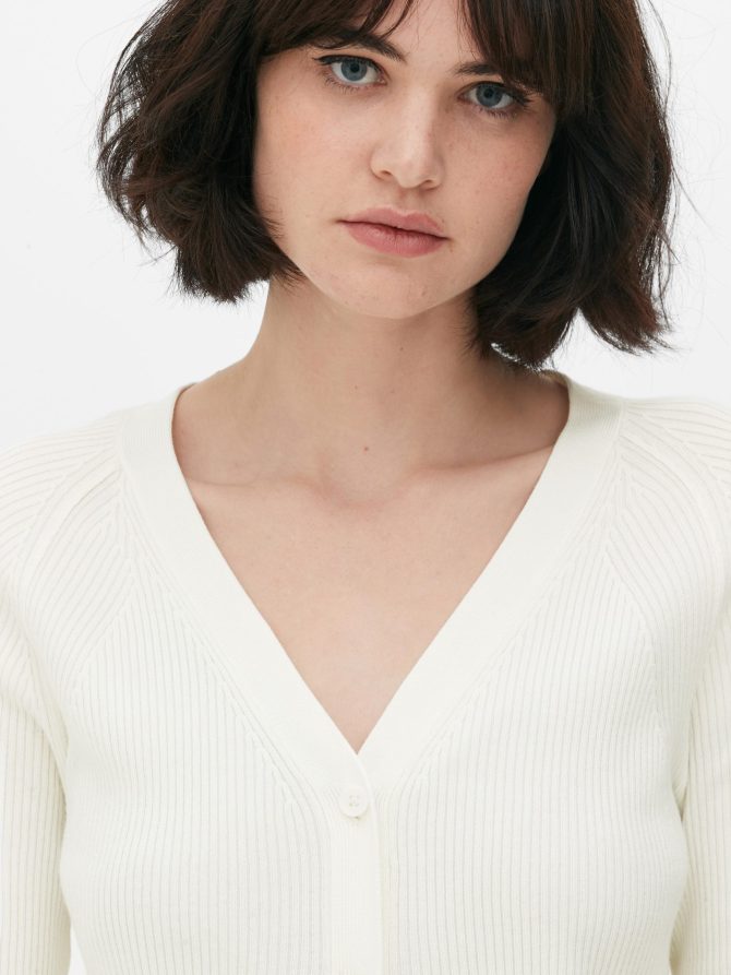 Ribbed V-neck Cardigan - Image 3