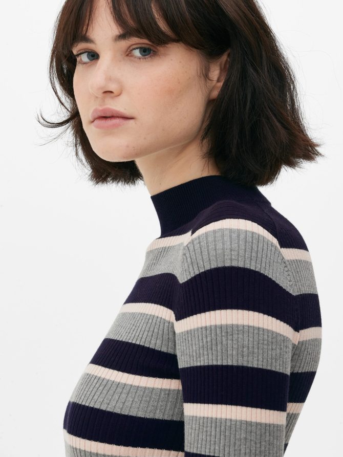 Ribbed High Neck Top - Image 3