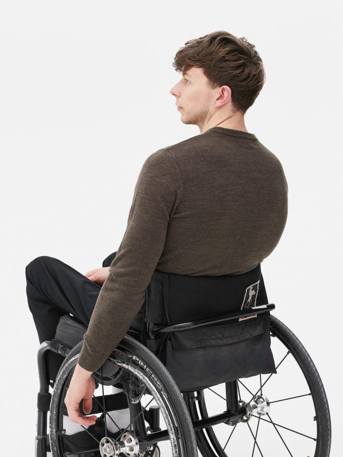 Essential Fine Knit Sweater - Image 4