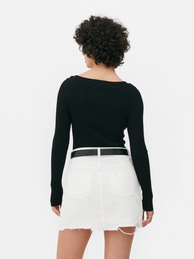 Ribbed V-Neck Top - Image 4