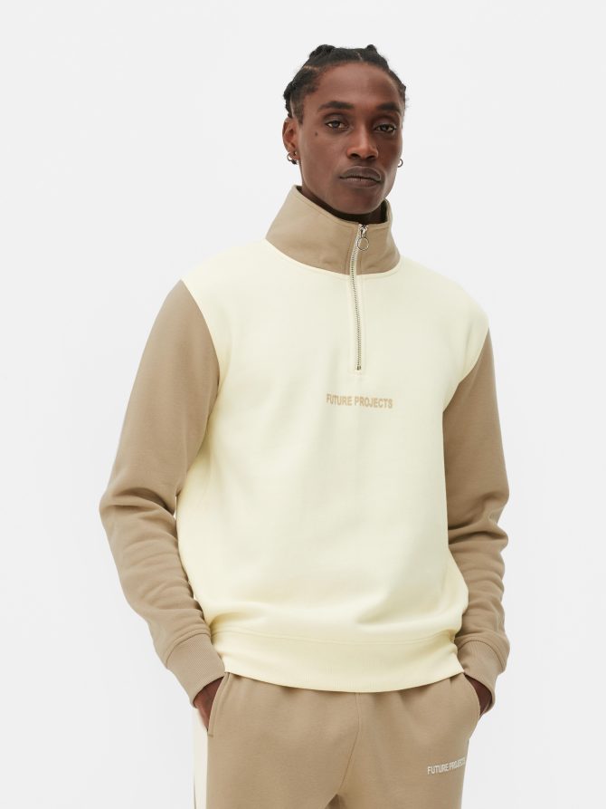 Two-Tone Quarter Zip Sweatshirt - Image 2