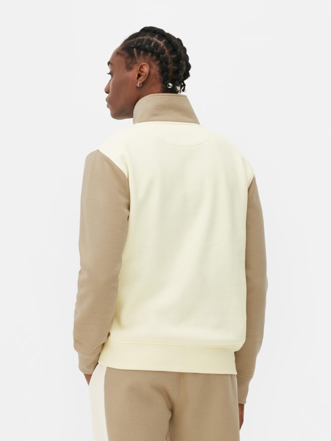 Two-Tone Quarter Zip Sweatshirt - Image 4