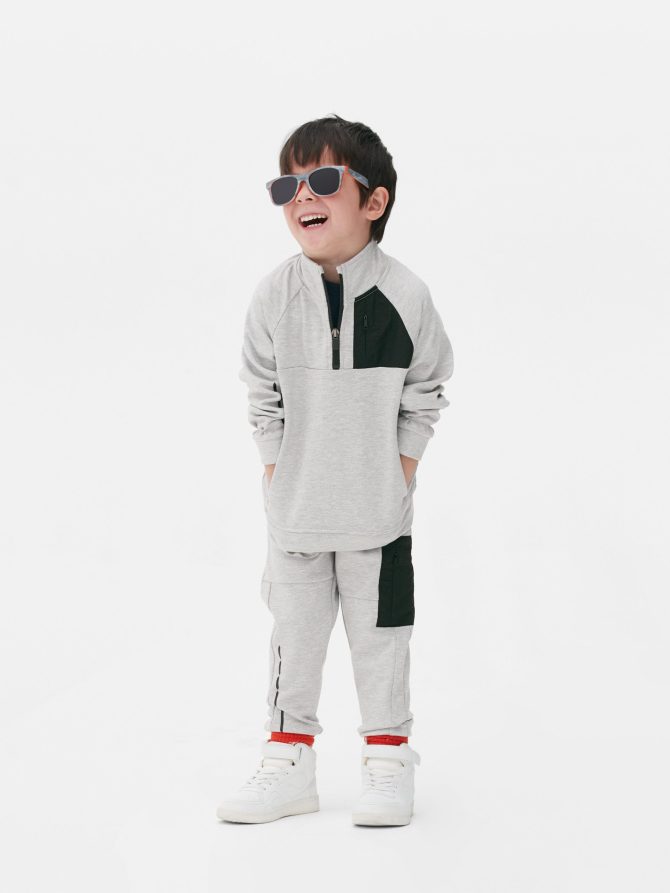 Contrast Pocket Zip-Up Sweatshirt