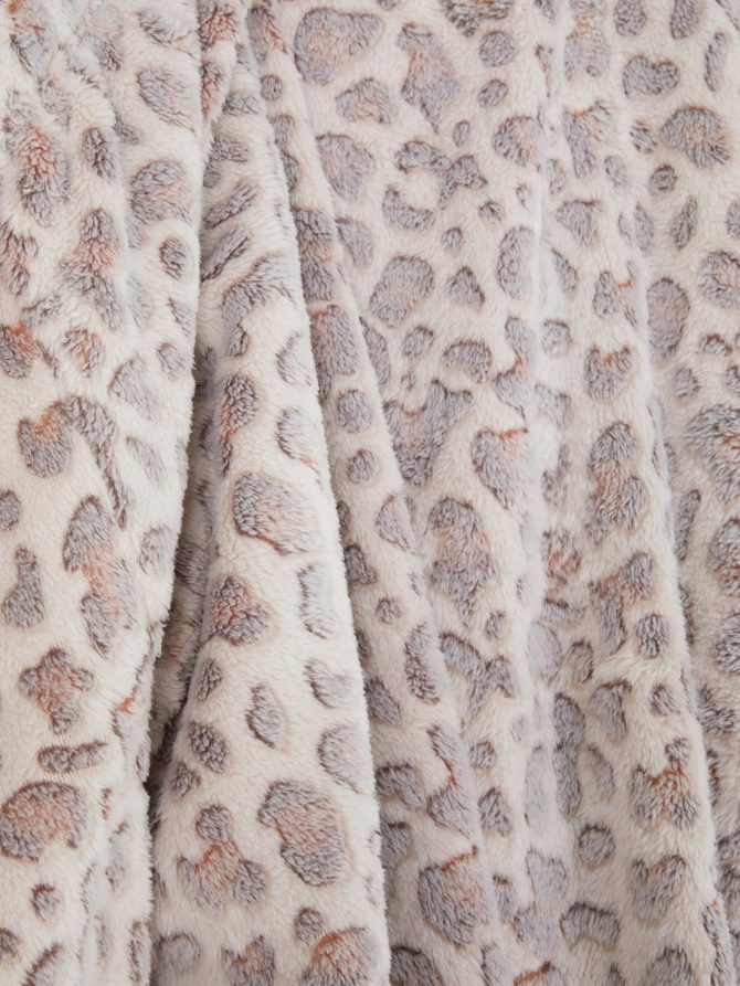 Long Sleeve Velour Pajamas - Image 2