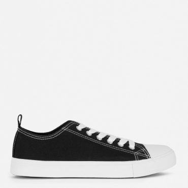 Classic Low-Top Canvas Sneakers
