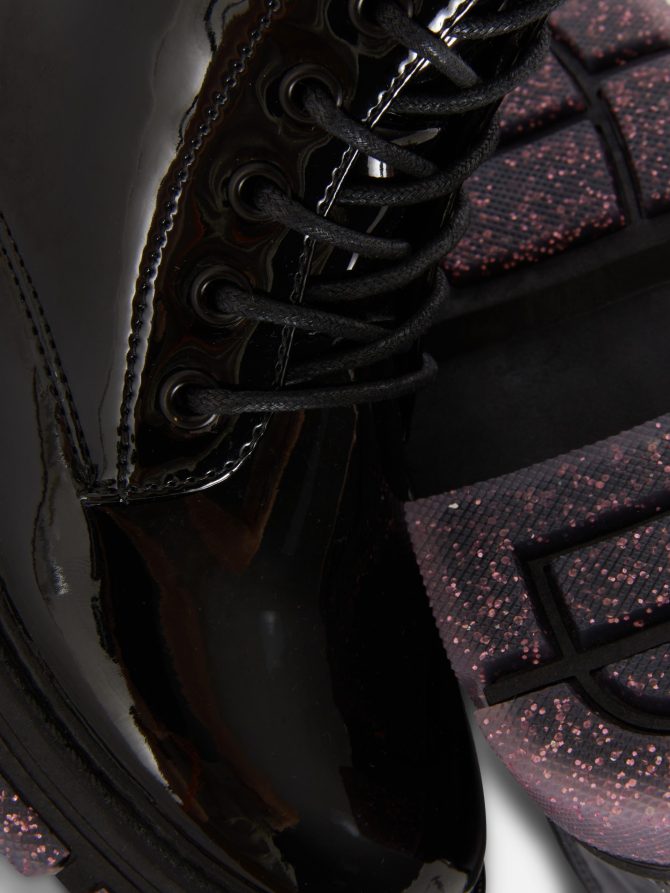Star Debossed 90's Boots - Image 5