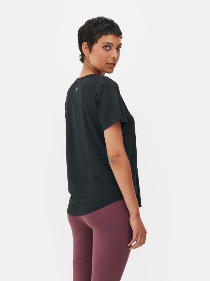 Performance T-Shirt - Image 4