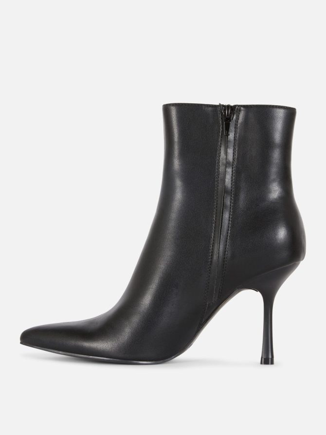 Pointed Toe Heeled Boots - Image 4