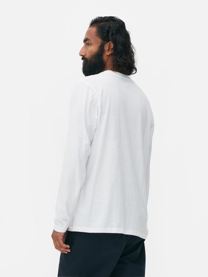 Essential Long Sleeve T-Shirt - Image 4
