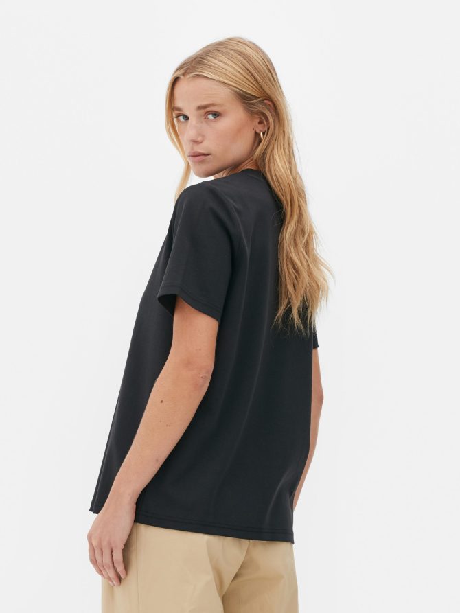The Edit Crew Neck T-Shirt - Image 4
