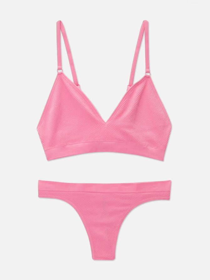 Seamfree Triangle Bralette & Thong