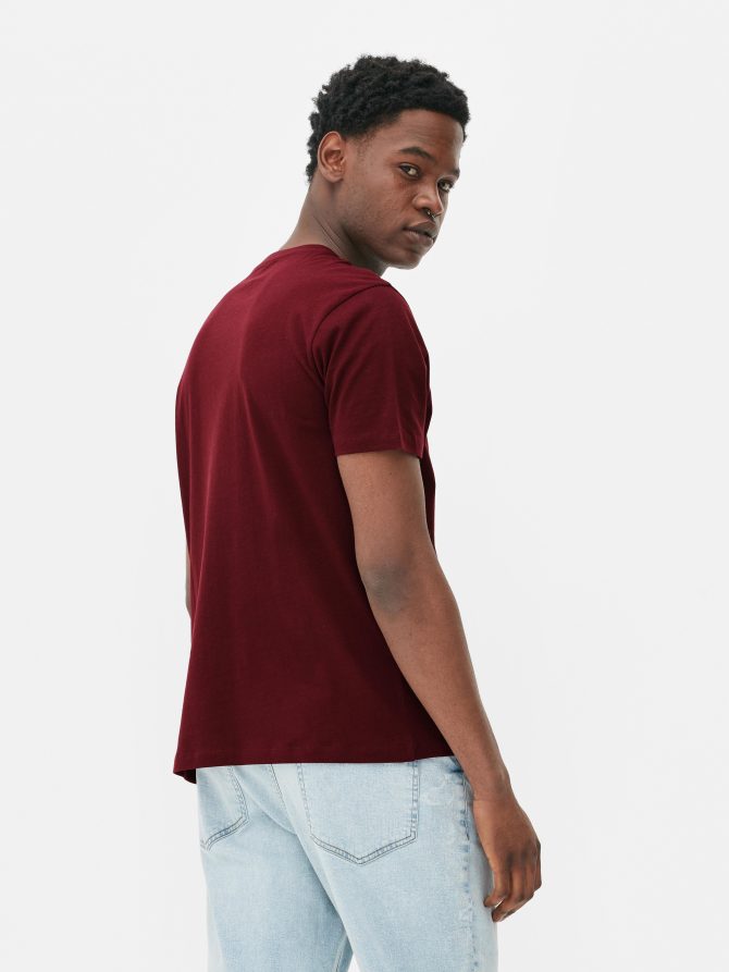 Essential Plain T-shirt - Image 4