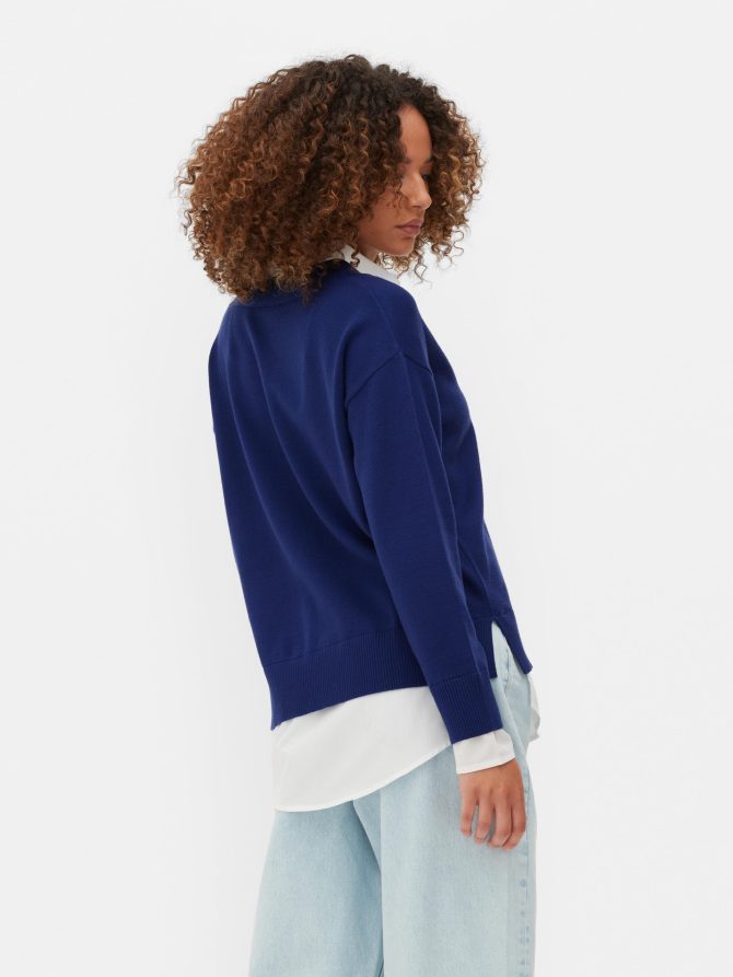 2-in-1 V-Neck Sweater - Image 4