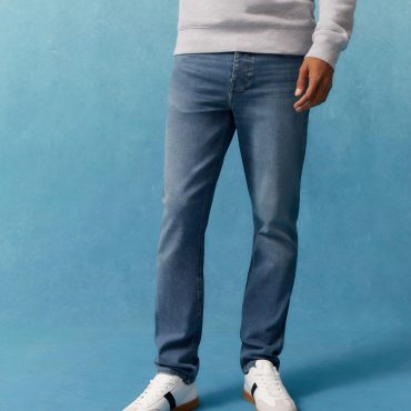 Straight Leg Jeans