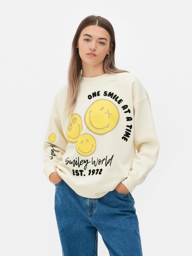 SMILEYWORLD® Oversized Sweatshirt - Image 2