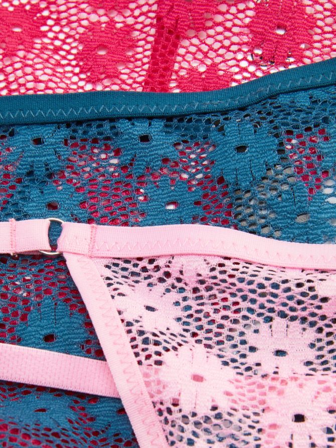 3-Pack Daisy Lace Thongs - Image 2