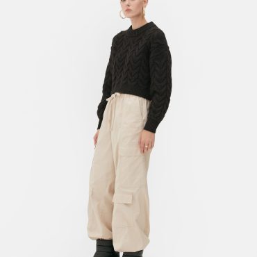 Rita Ora Cropped Cable Knit Sweater