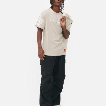 Los Angeles Graphic T-Shirt