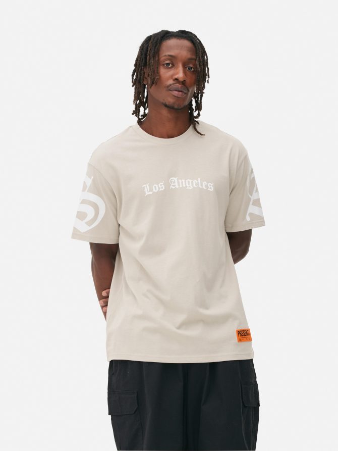 Los Angeles Graphic T-Shirt - Image 2