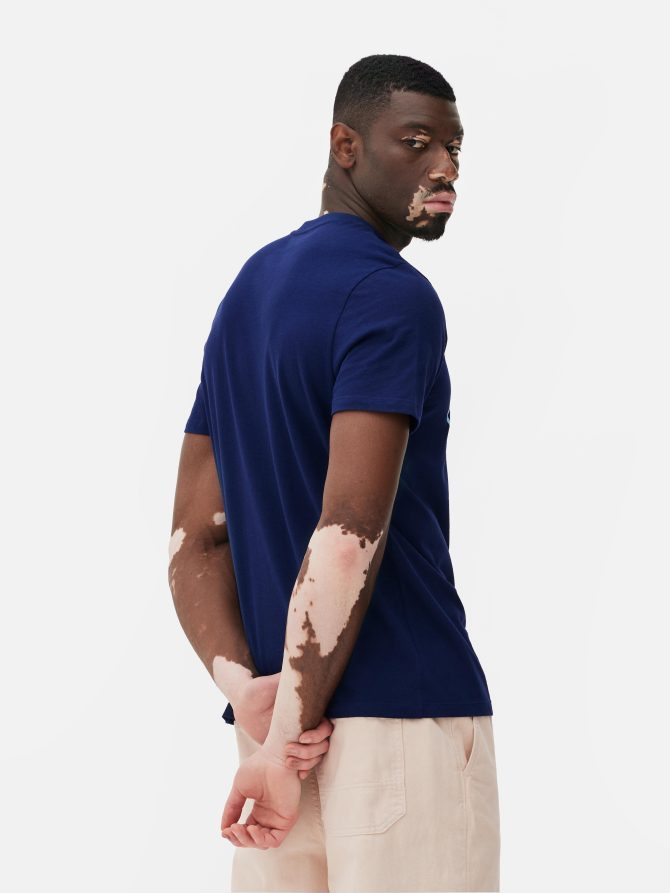 Lisboa Graphic Print T-Shirt - Image 4