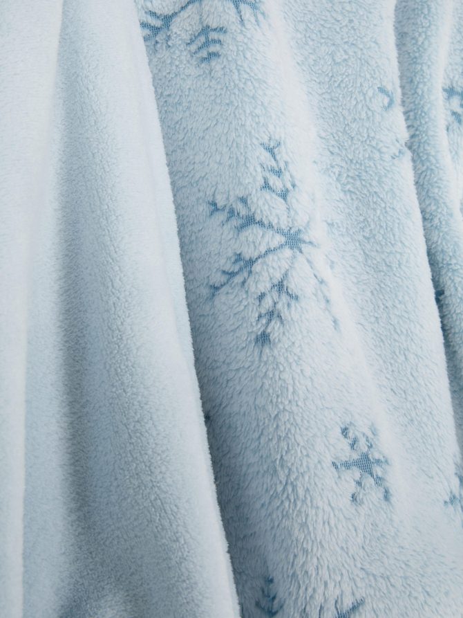 Snowflake Fleece Long Sleeve Pajamas - Image 3