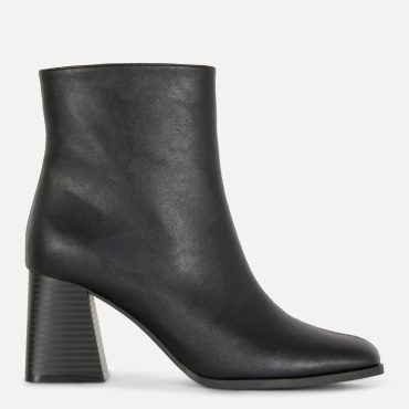 Wide Fit Block Heel Boots