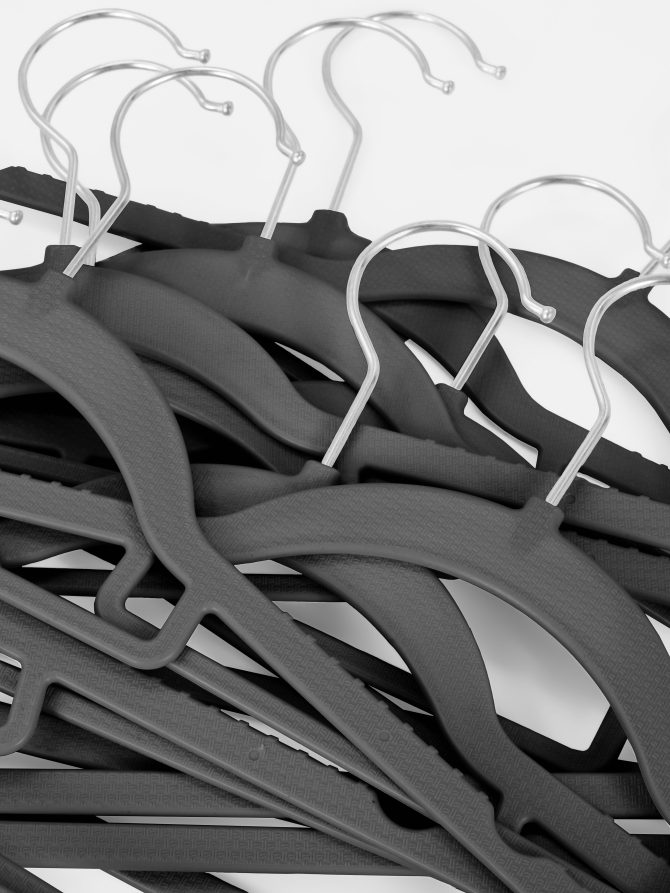 10-Pack Clothes Hangers - Image 2